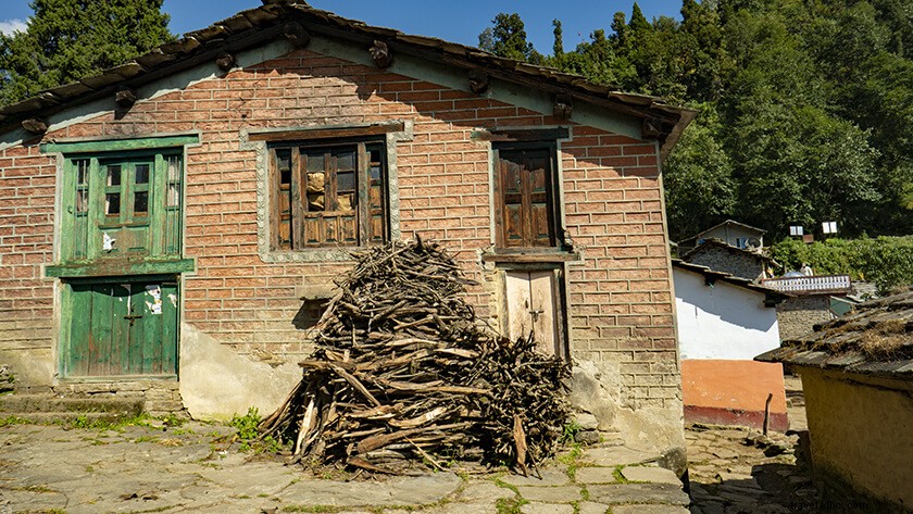 Discover Khati Village: Uttarakhand s Himalayan Gem of Nature, Graffiti Art & Adventure