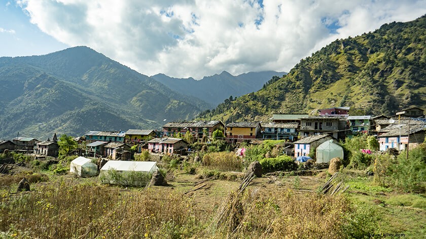 Discover Khati Village: Uttarakhand s Himalayan Gem of Nature, Graffiti Art & Adventure