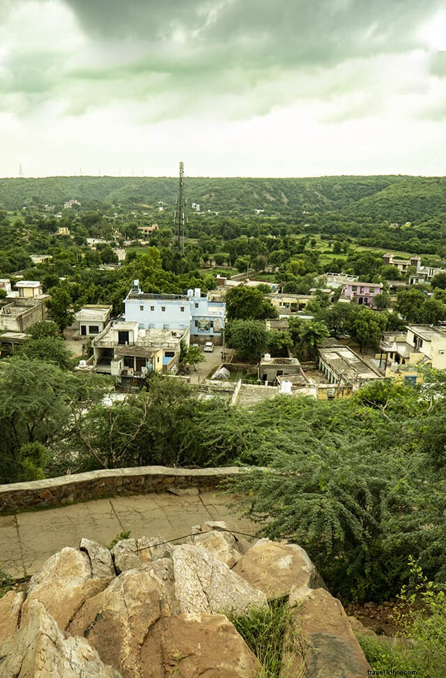 Discover Mangar Bani: A Scenic Tourist Haven in Delhi NCR