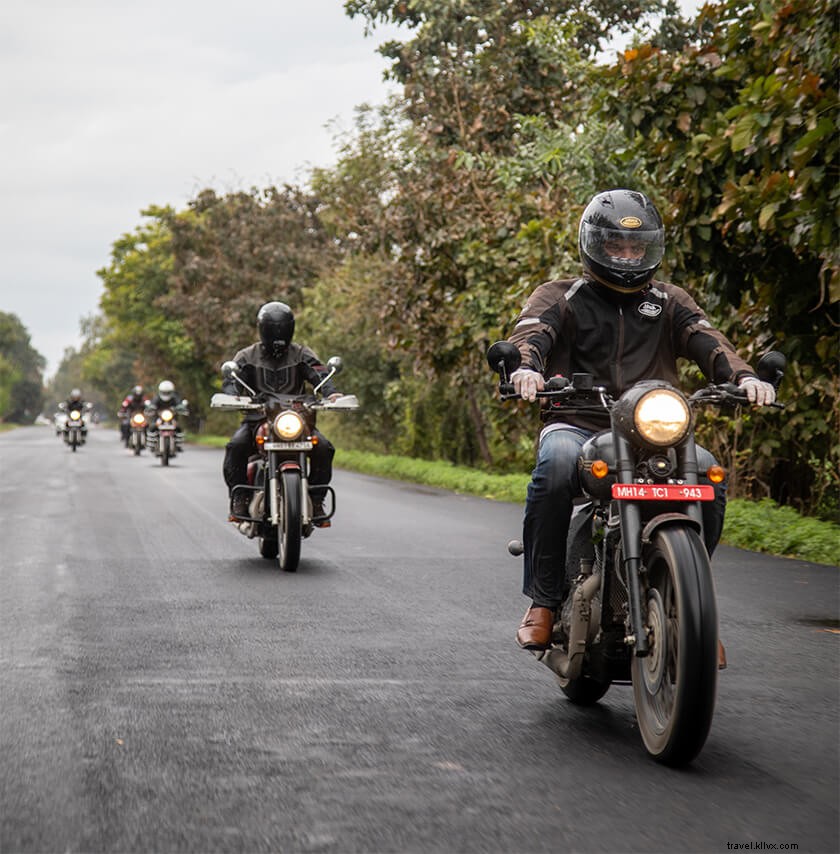 Stunning Jawa 42 Images: Riding Adventures with Jawa Perak and Classic