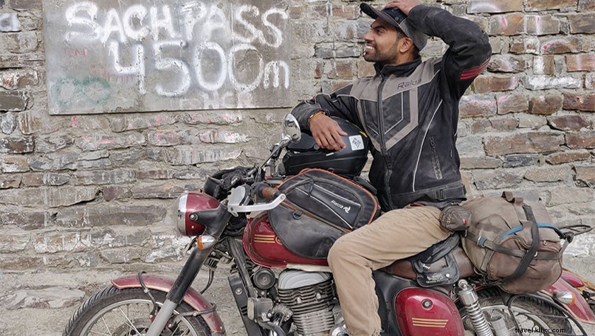 Stunning Jawa 42 Images: Riding Adventures with Jawa Perak and Classic