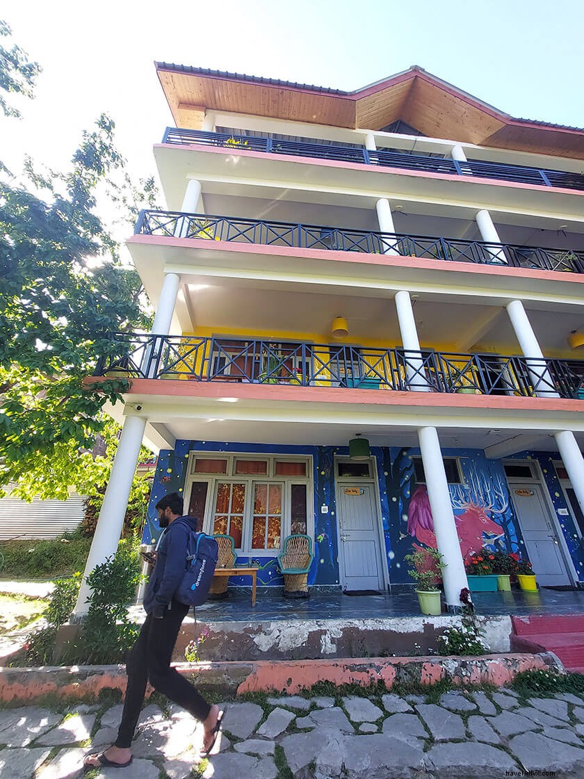 Top Hostels in Manali: Best Budget Stays for Backpackers & Adventure Lovers