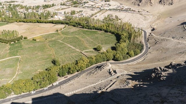 Epic Ladakh Adventure on Jawa 42: Stunning Pictures