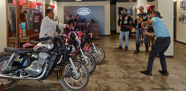 Jawa 42 Waiting Period & Delivery Time: Real Owner Insights & Ownership Details