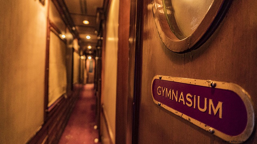 Discover Regal Luxury: The Golden Chariot Train Journey Across India