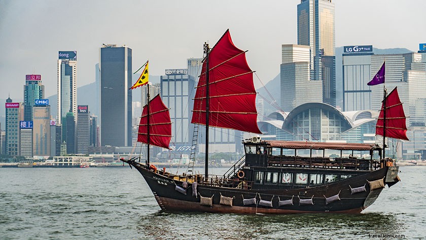 Hong Kong in 3 Days: Top Places to Visit & Ultimate Itinerary Guide