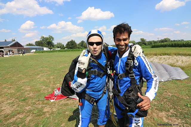 Is Skydiving Scary? My Thrilling First Tandem Jump from 4000m