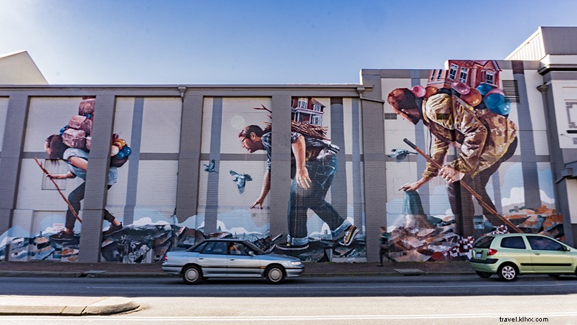 Western Australia Travel Guide: Public Transport vs. Driving – Which is Best?