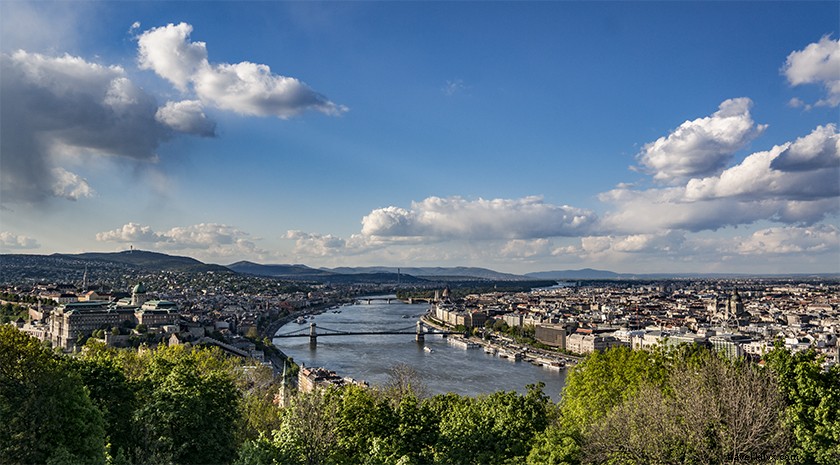 13 Stunning Budapest Photos: Captivating Images for Your Virtual City Tour
