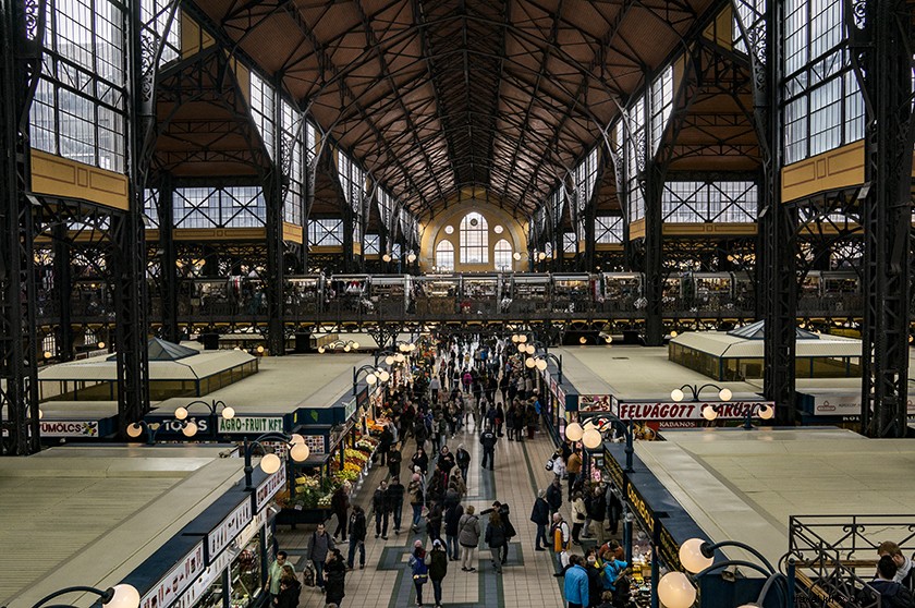 13 Stunning Budapest Photos: Captivating Images for Your Virtual City Tour