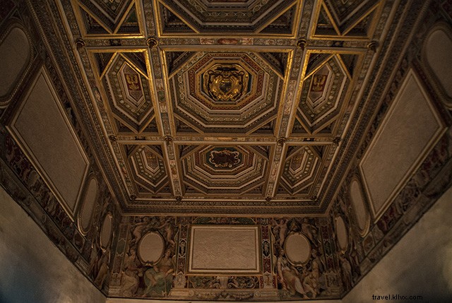 Discover the Magnificent Gardens of Villa d Este in Tivoli, Italy