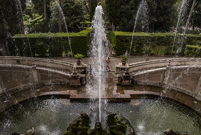 Discover the Magnificent Gardens of Villa d Este in Tivoli, Italy
