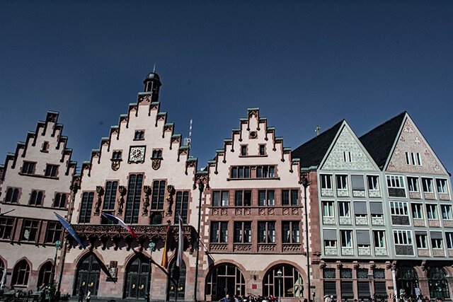 Ultimate Frankfurt Travel Guide: Top Attractions, Experiences & Insider Tips