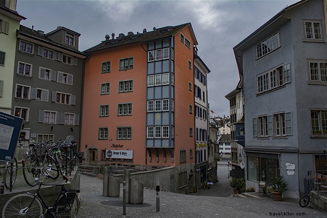 24 Hours in Zurich: Authentic Couchsurfing Adventure & Travel Guide