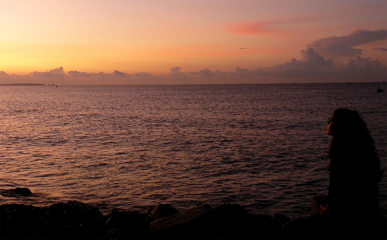 4 Inspiring Solo Female Travelers Who Conquered Their Fear of Traveling Alone