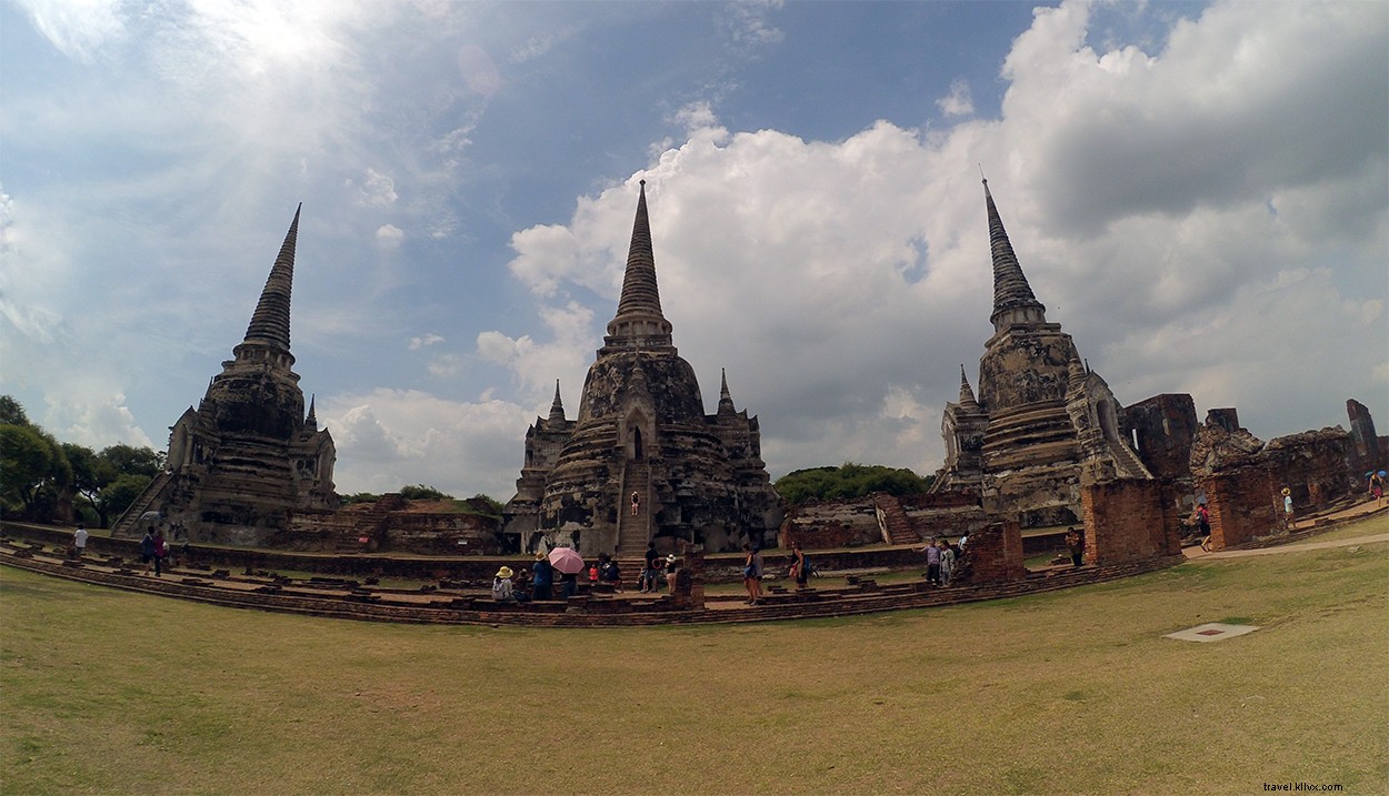 Ultimate Ayutthaya Day Trip from Bangkok: Top Temples, Travel Guide & Tips