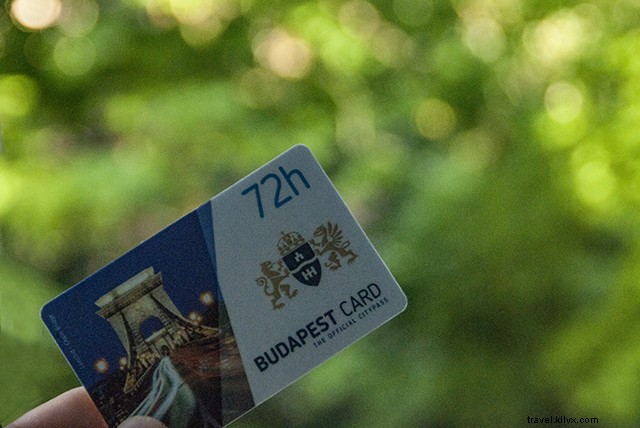 9 Proven Strategies to Travel Smarter and Save Money