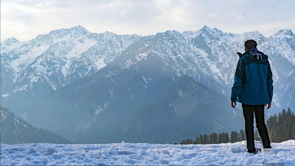 Unlocking the Joy of Slow Travel: Traveler vs. Tourist Mindset