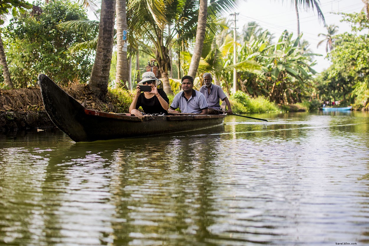 Everyday Life in Alleppy s Serene Backwaters: Authentic Kerala Experience