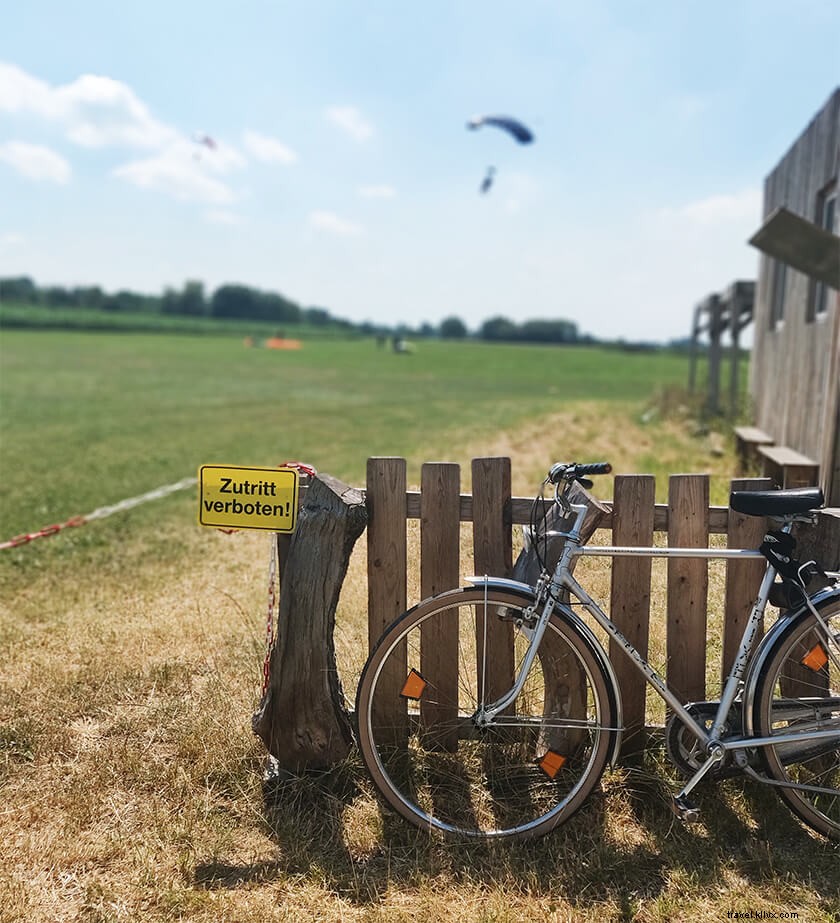 Why Do We Overlook the Beauty of Our Own Country? A Traveler s Insight