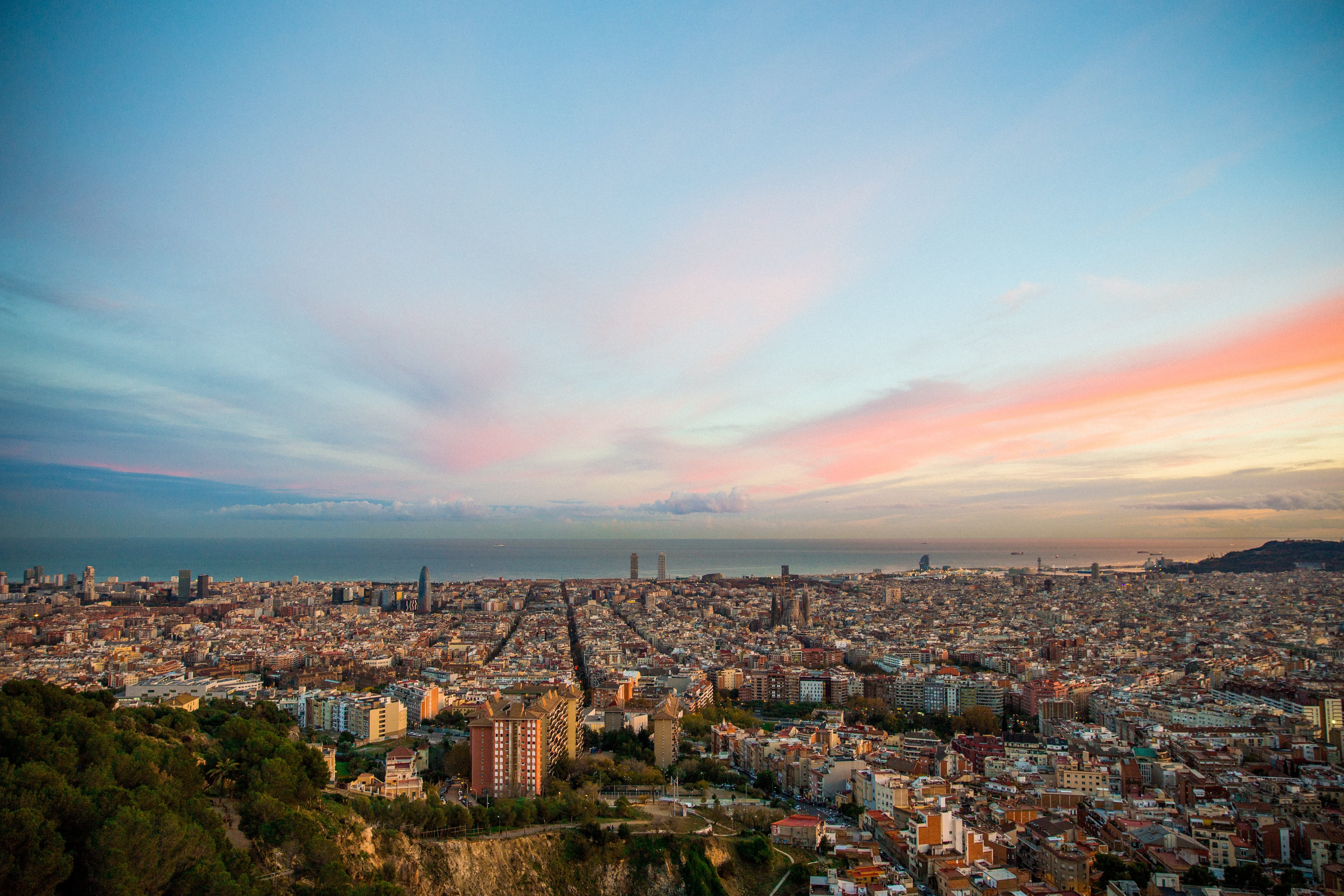 Stunning Barcelona Cityscape: Professional Photo