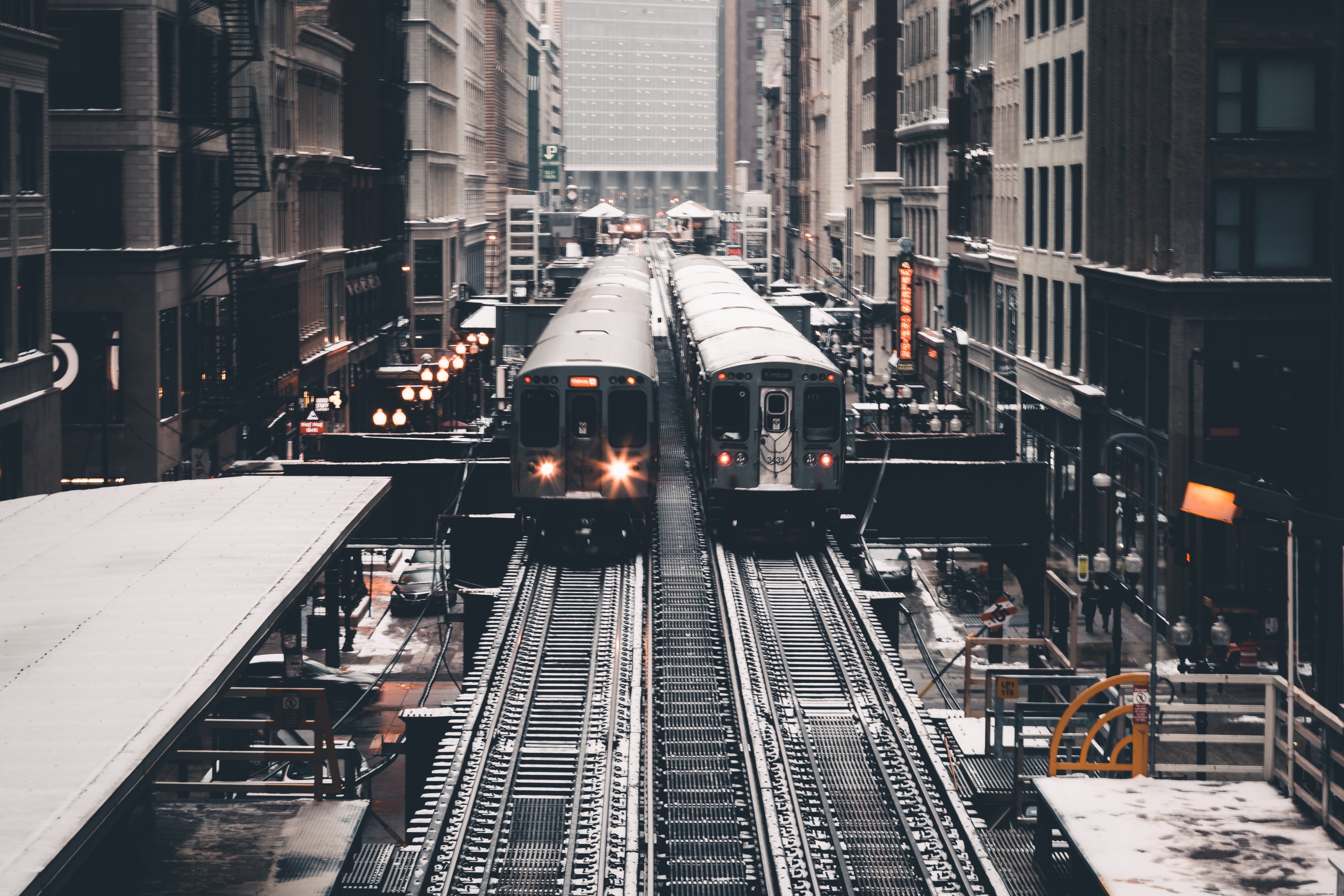 Stunning Chicago Subway Station Photo
