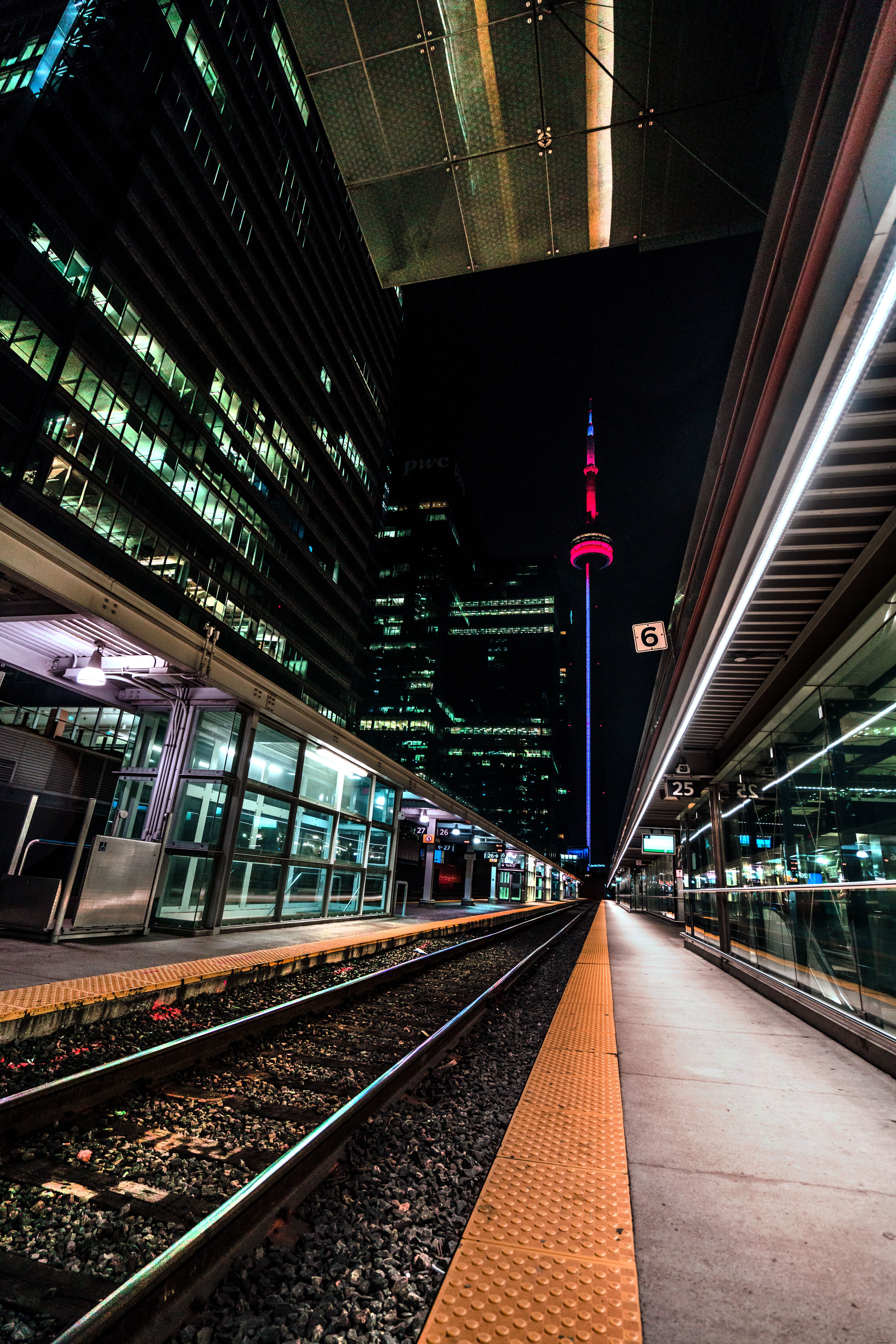 Stunning Urban Train Tracks: Captivating Cityscape Photo