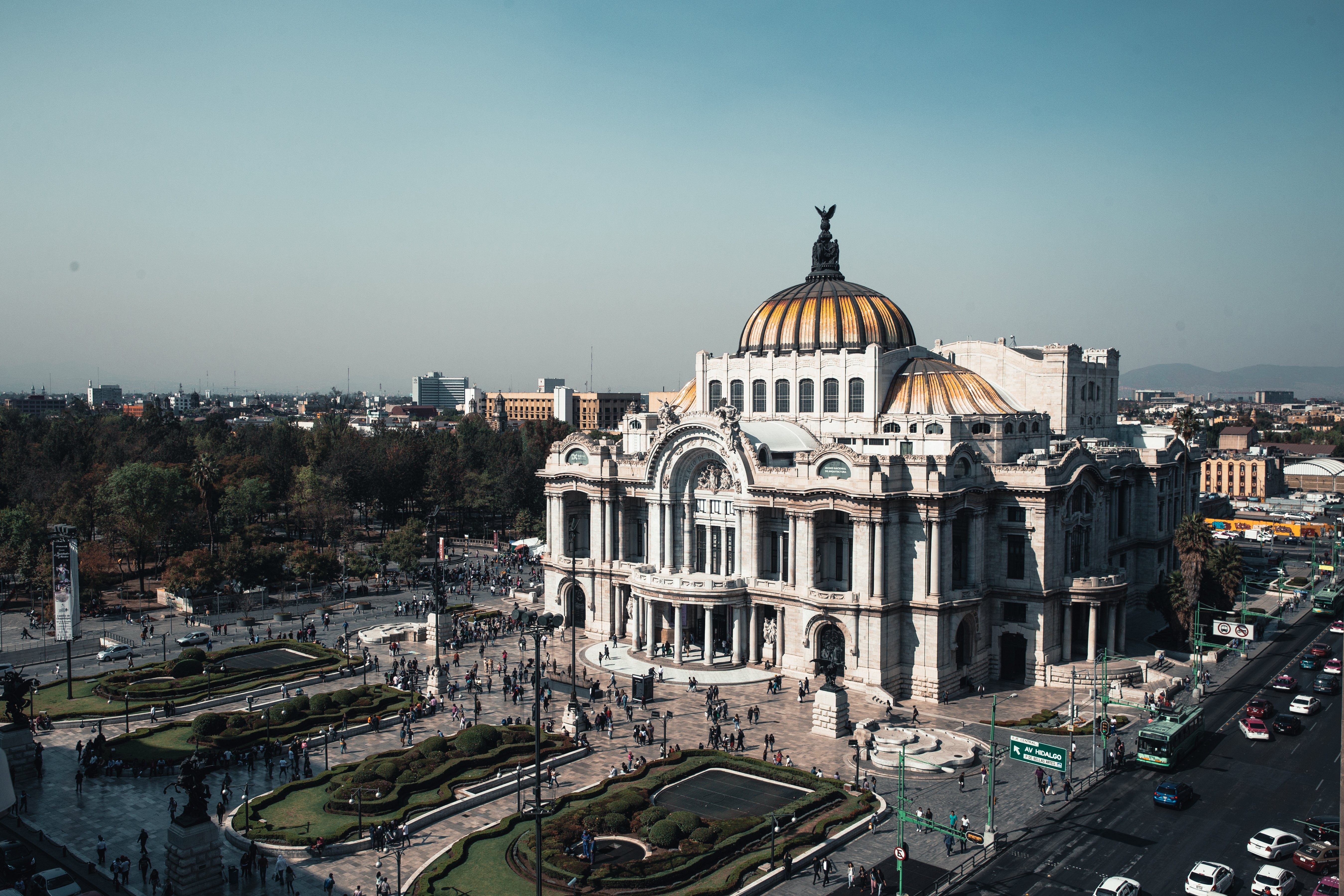 Stunning Wide-Angle Photo of Palacio de Bellas Artes, Mexico City