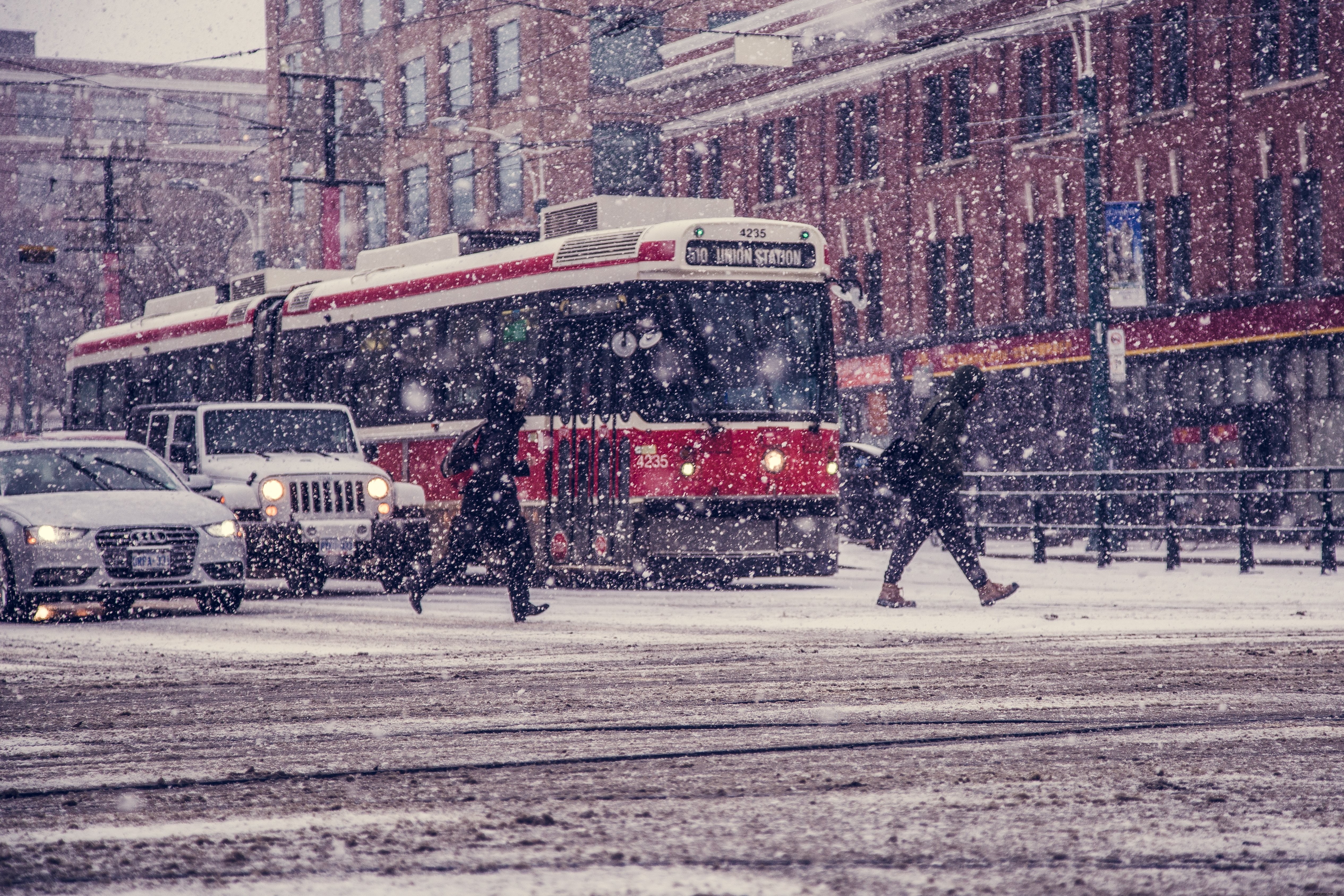 Captivating Snowy Street Scene in Toronto: Stunning Winter Photography