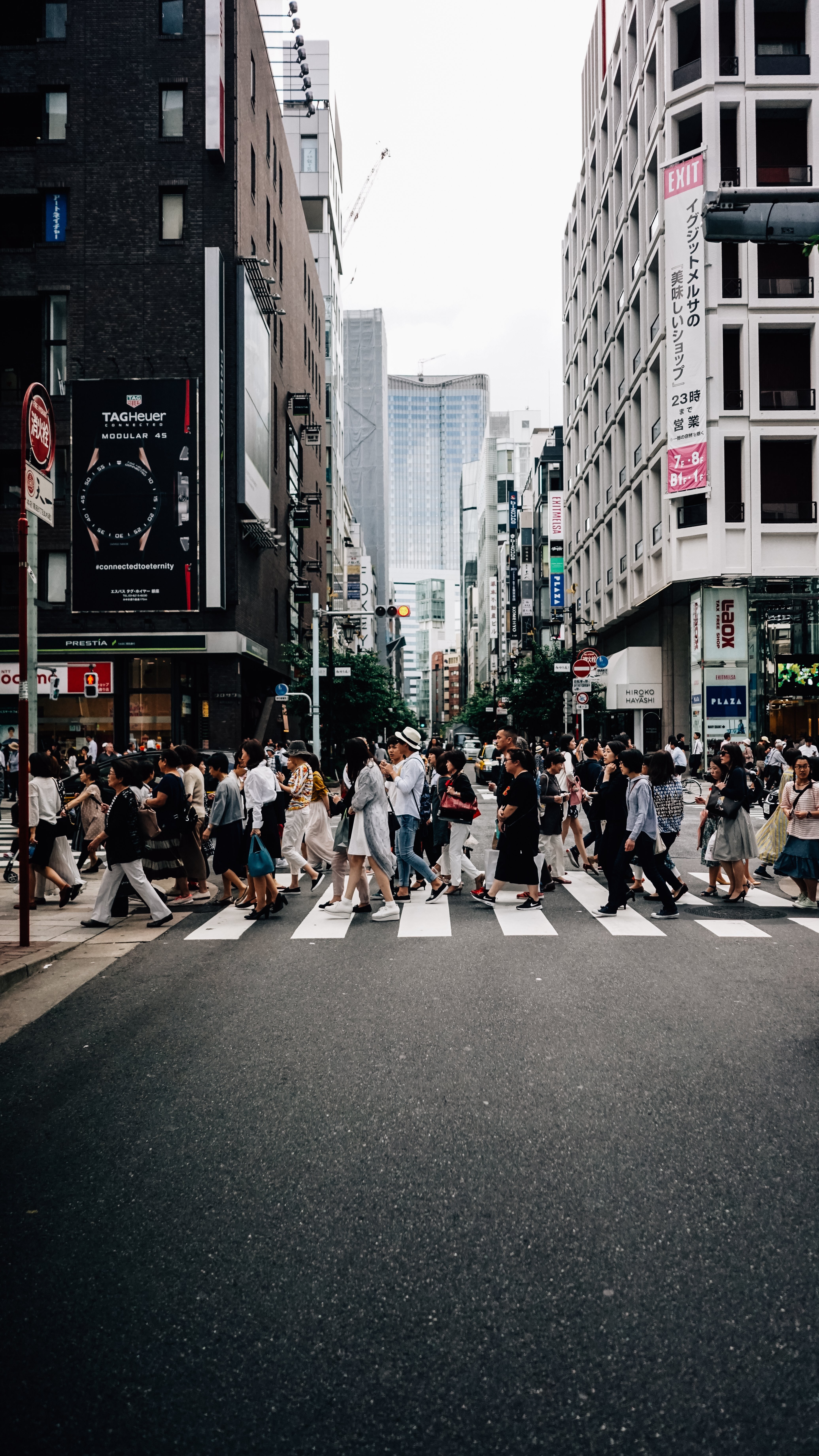 Vibrant Busy Crossing in a Japanese Side Street – Stunning Street Photo