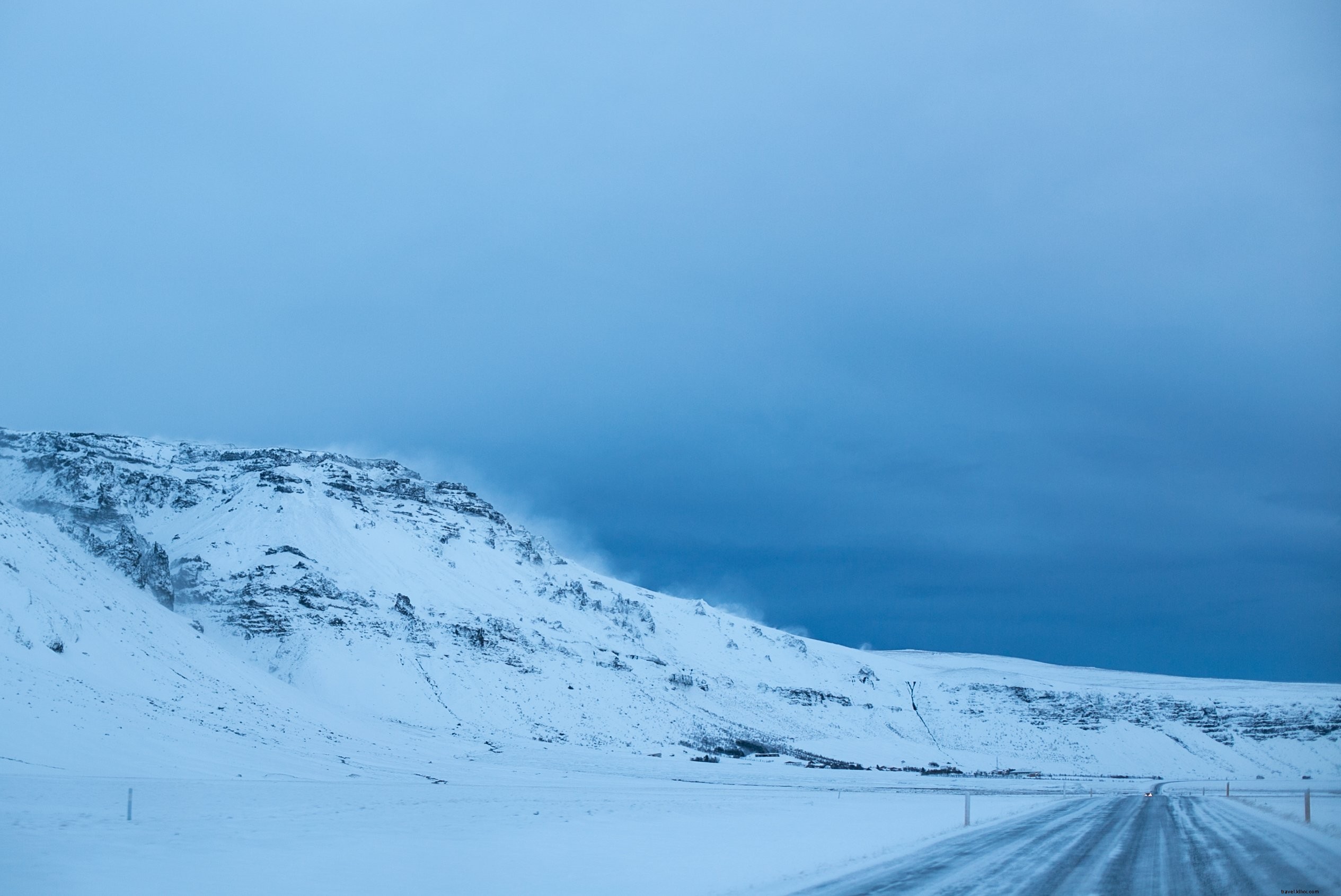 Stunning Snow-Capped Hillside in Iceland: Breathtaking Landscape Photo