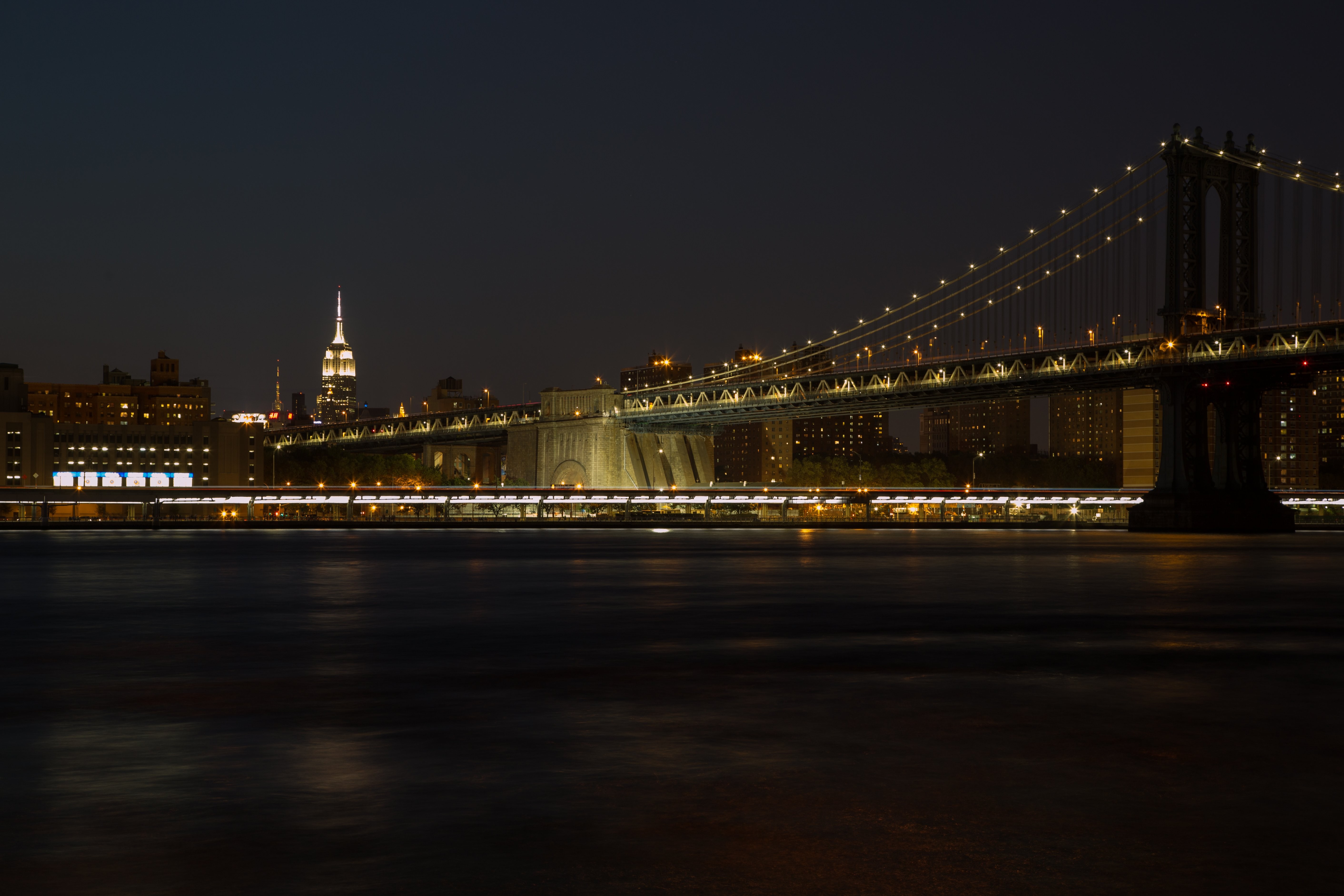 Stunning New York City Night Skyline – Iconic High-Resolution Photo