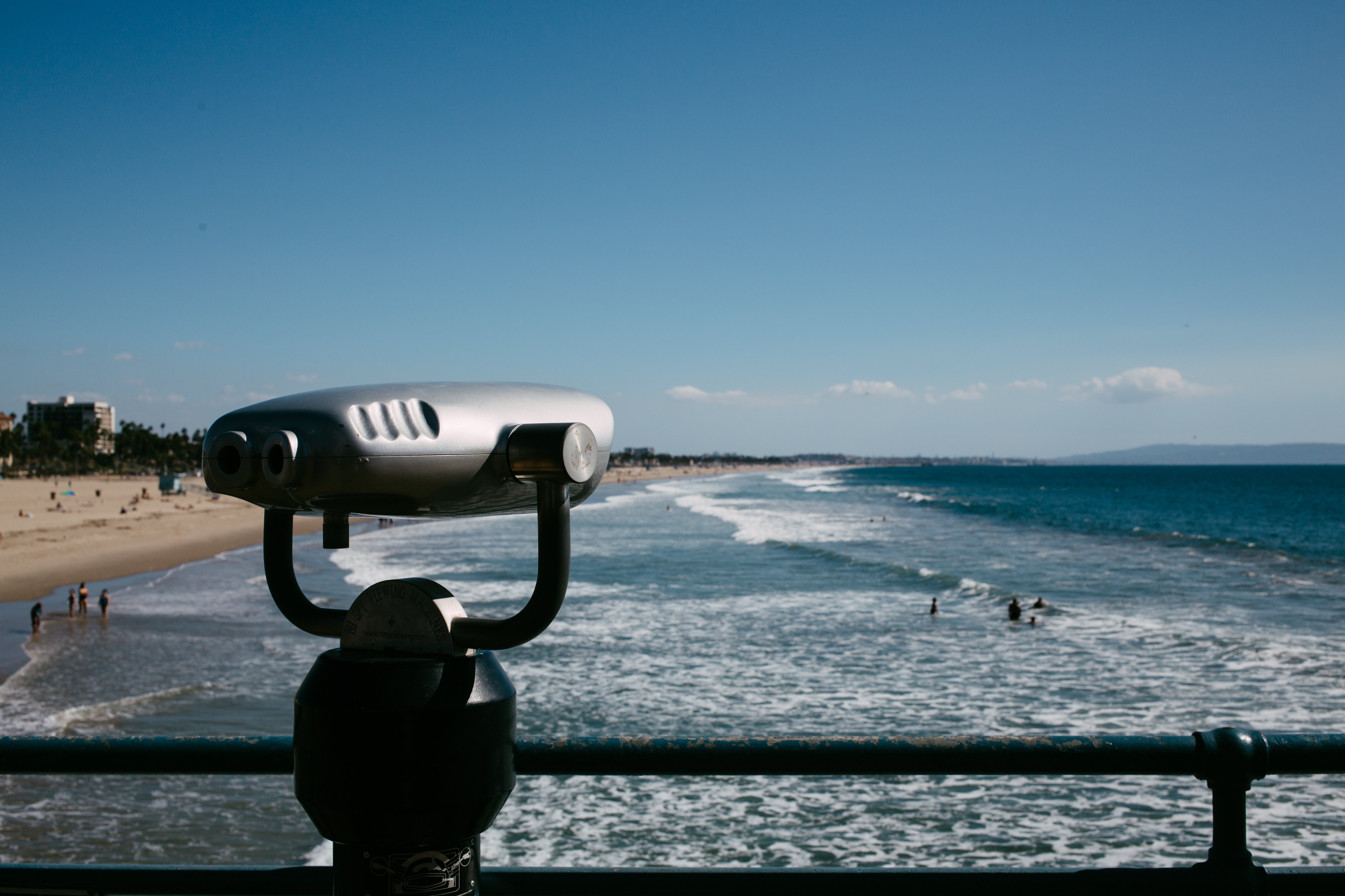 Captivating Photo: Viewing Machine Gazing into the Distance