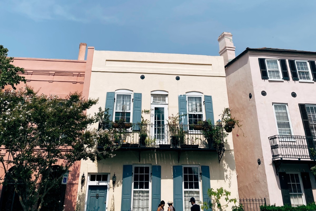 Elegant Bachelorette Party in Charleston: A Genteel Celebration