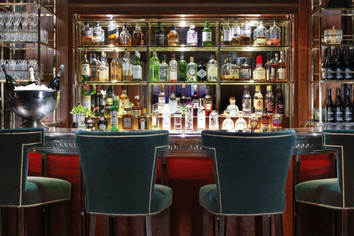 London s Best Hotel Bars: Sip in Style at Top Spots