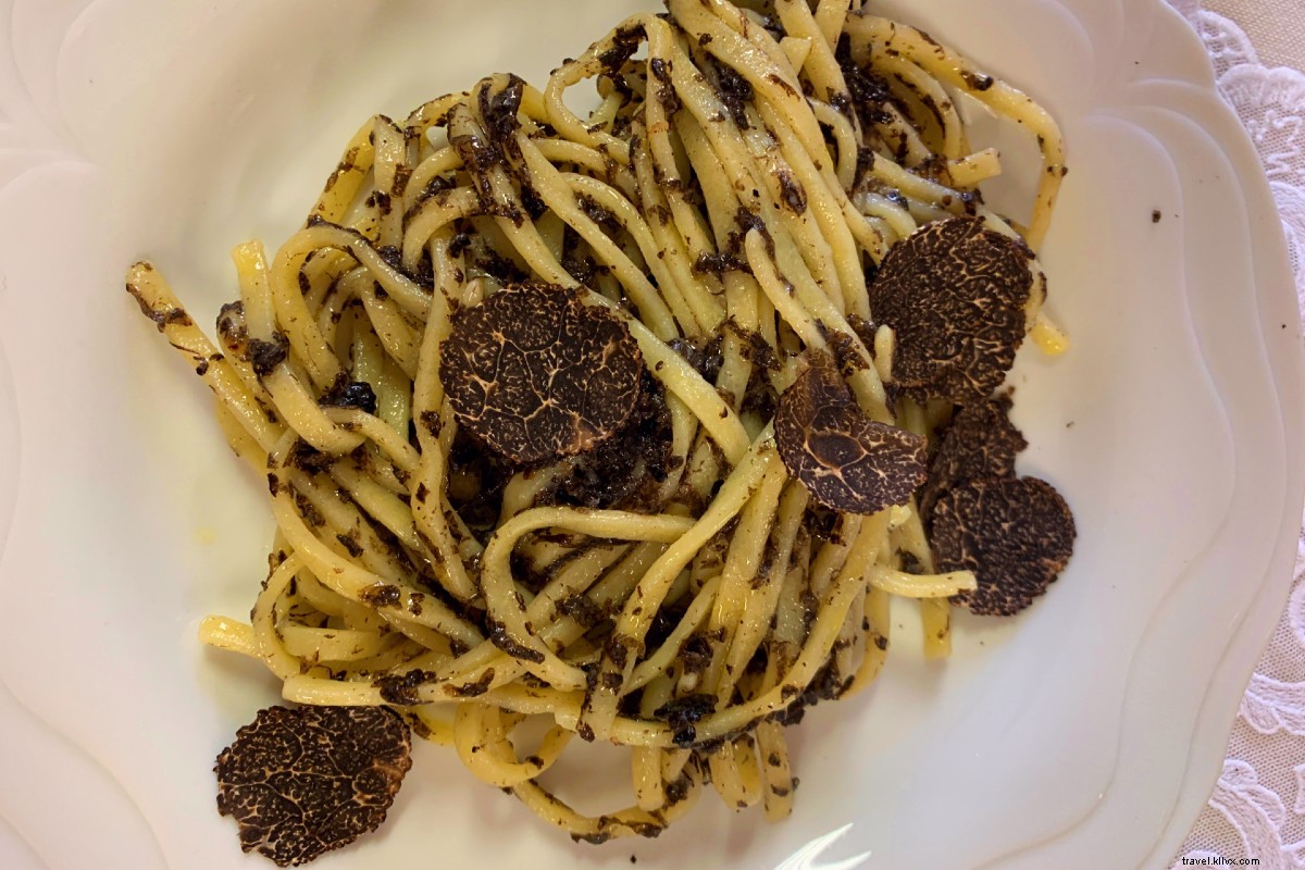 Savor Umbria at Home: Luxurious Black Truffle Spaghetti Recipe