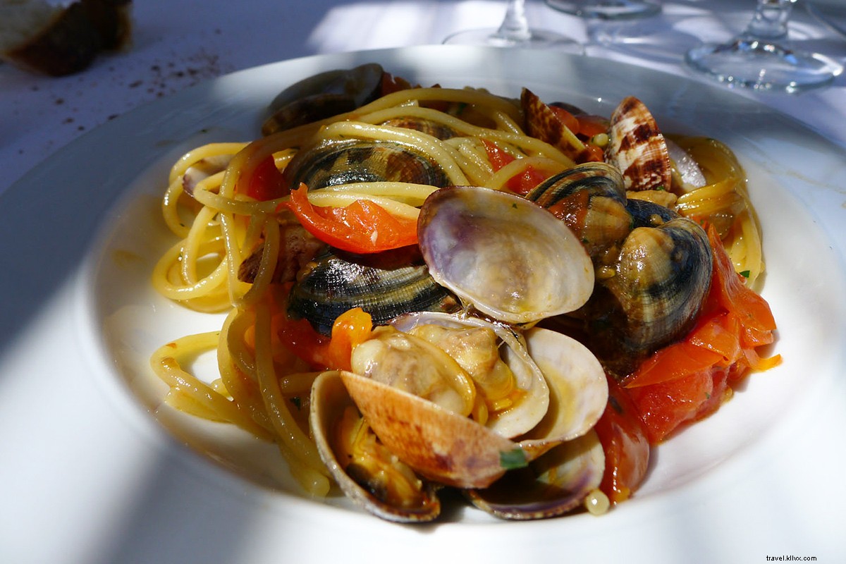 16 Must-Try Dishes for the Ultimate Best Food Day Ever