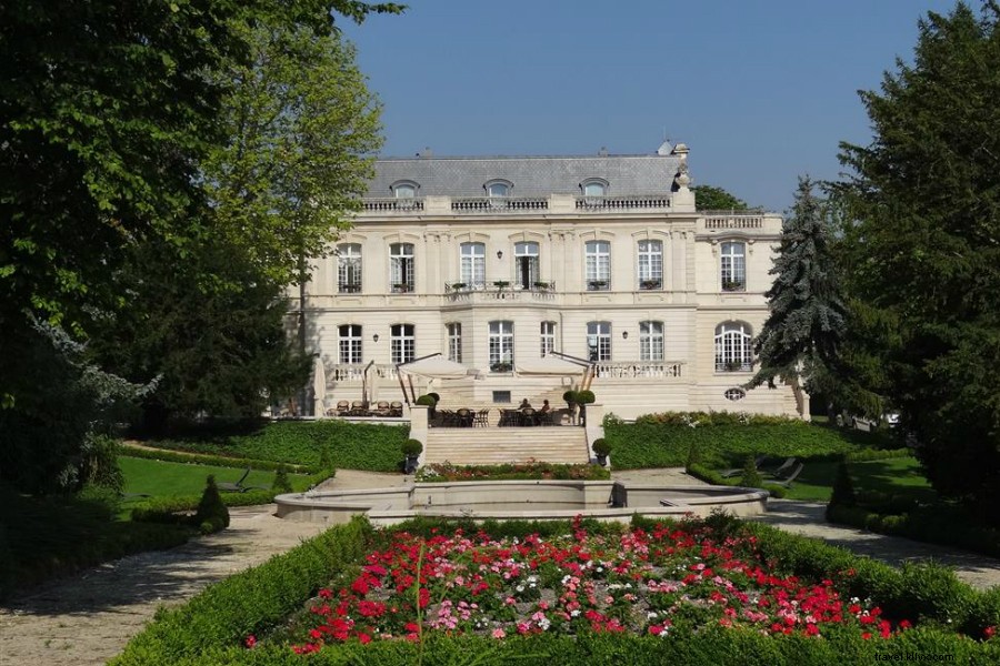 Discover Champagne Like a Winemaker: Insider Tips from Emilien Boutillat