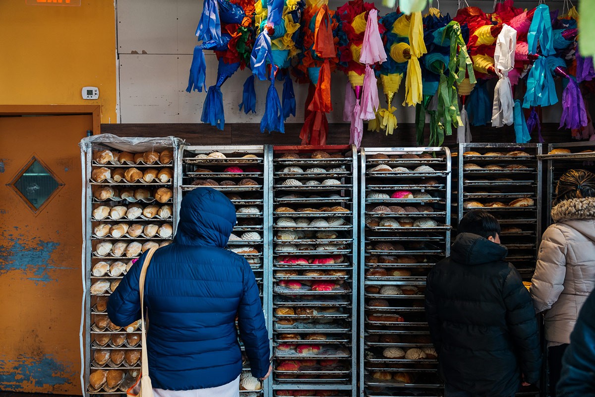 Exclusive Street Food Tours: Discover Queens  Hidden Culinary Gems