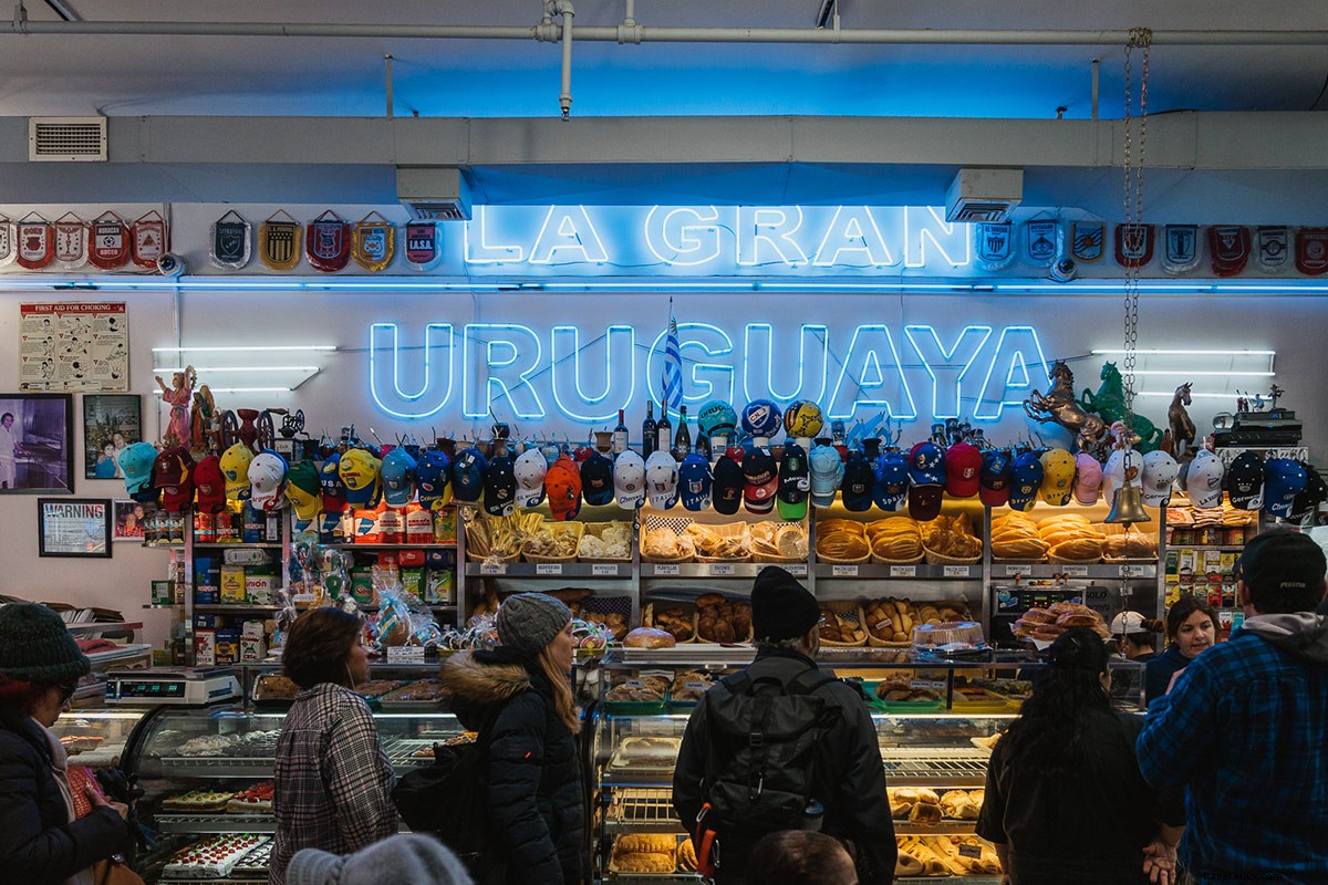 Exclusive Street Food Tours: Discover Queens  Hidden Culinary Gems