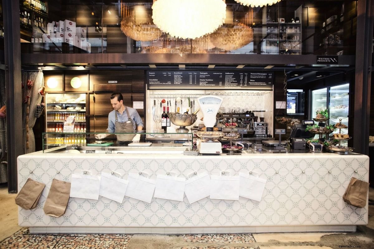 Hiltl Zurich: Switzerland s Premier Vegetarian Restaurant Carnivores Adore