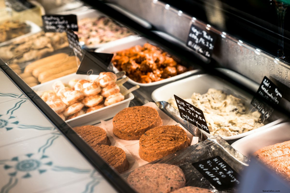 Hiltl Zurich: Switzerland s Premier Vegetarian Restaurant Carnivores Adore