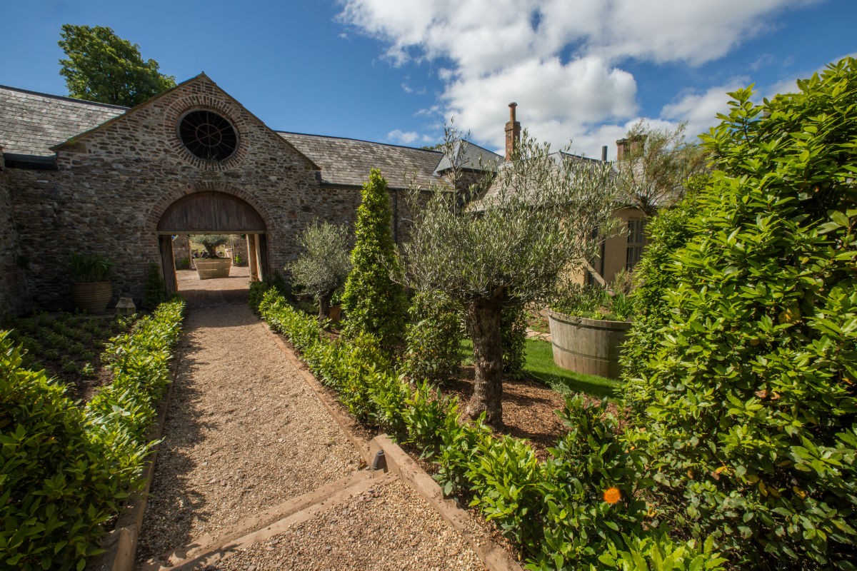 Indulge in Gourmet Bliss at The Pig at Combe: England s Charming Elizabethan Manor