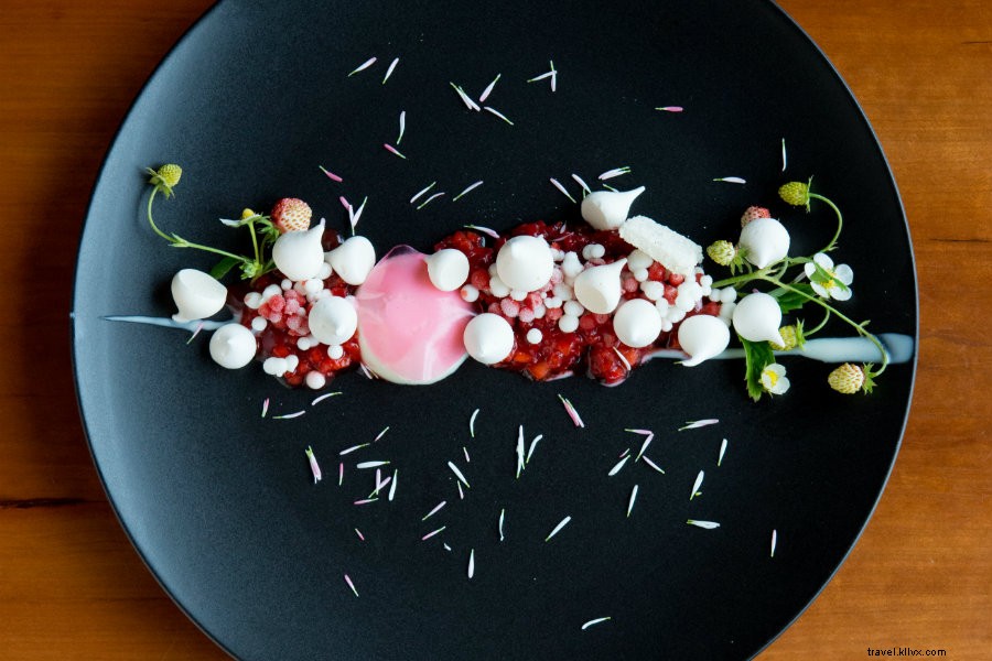 Savor Gourmet Delights at The Inn at Langley: Pacific Northwest Luxury for Foodies and Hikers