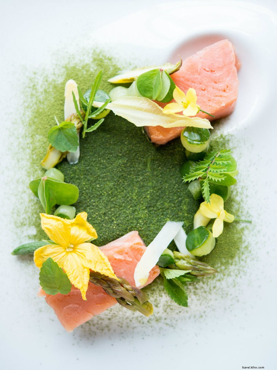 Savor Gourmet Delights at The Inn at Langley: Pacific Northwest Luxury for Foodies and Hikers