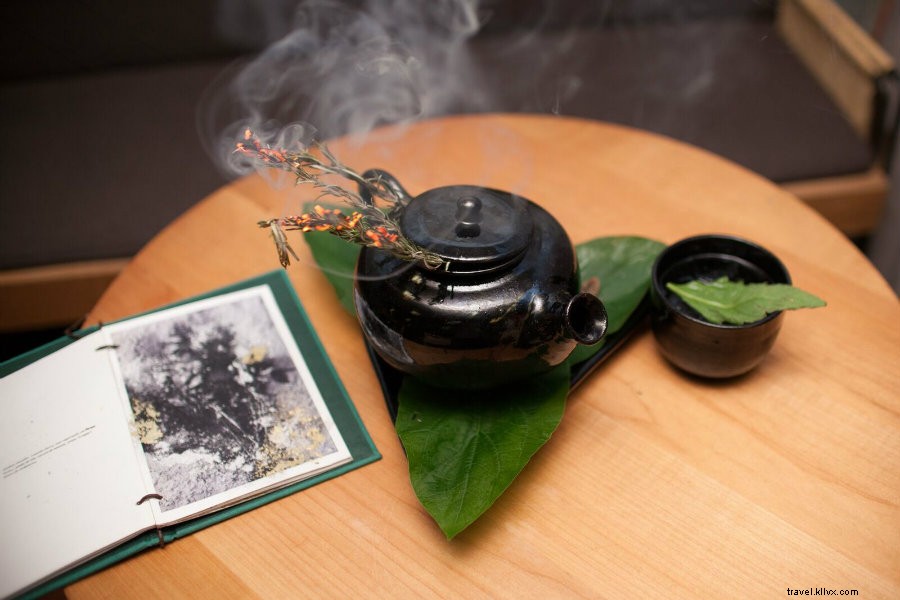 Xaman Bar: Mexico City s Enchanting Shaman Den for Mesmerizing Cocktails