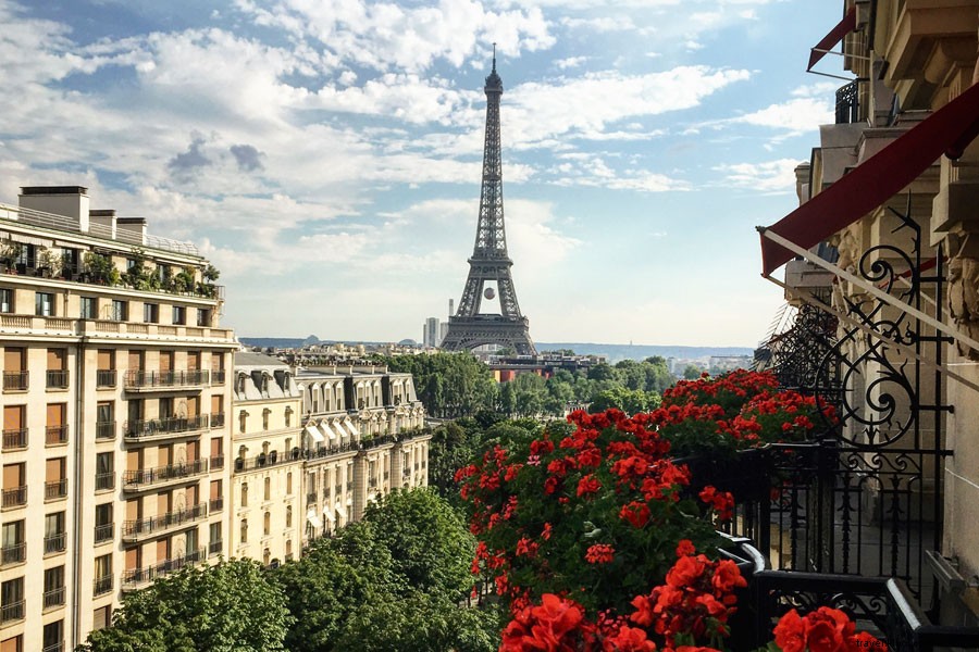 Win a Luxurious Gourmet Weekend Getaway in Paris with Air France