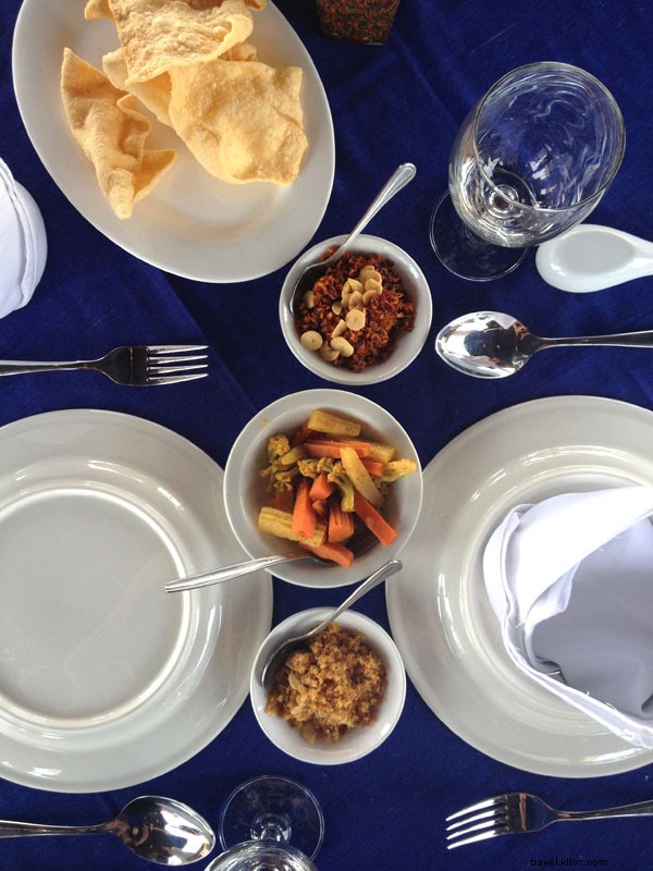 Savoring Yangon: A Week of Must-Try Burmese Culinary Delights