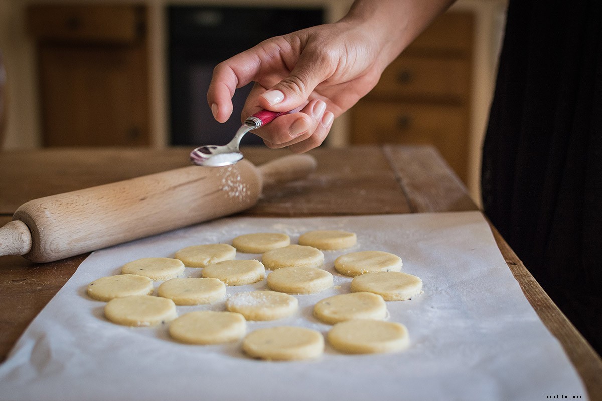 Authentic Provençal Lavender Lemon Shortbread Recipe
