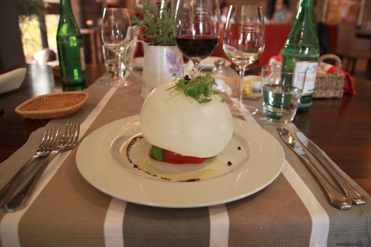 Osadia de Crear: Mendoza s Cozy Winery Restaurant Hideaway Open Sundays